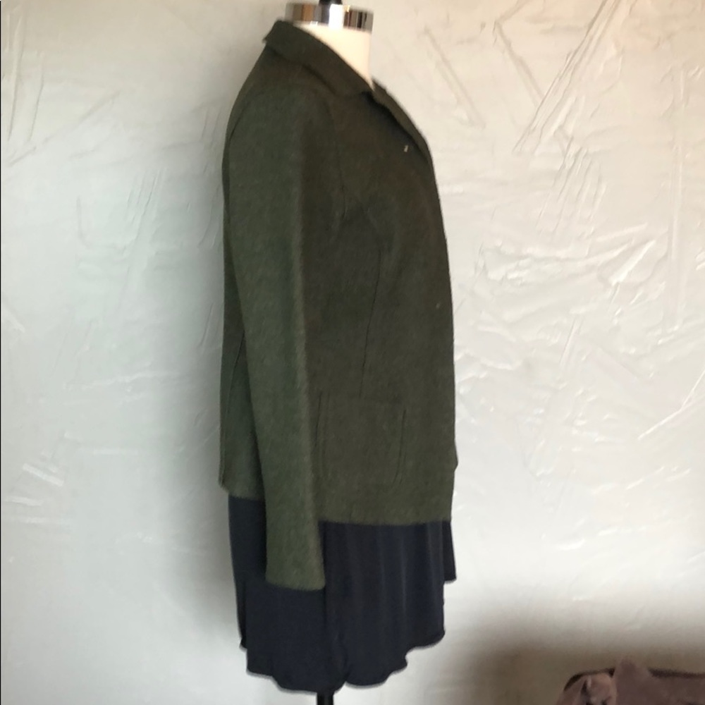 Green jacket - Picture 3 of 3